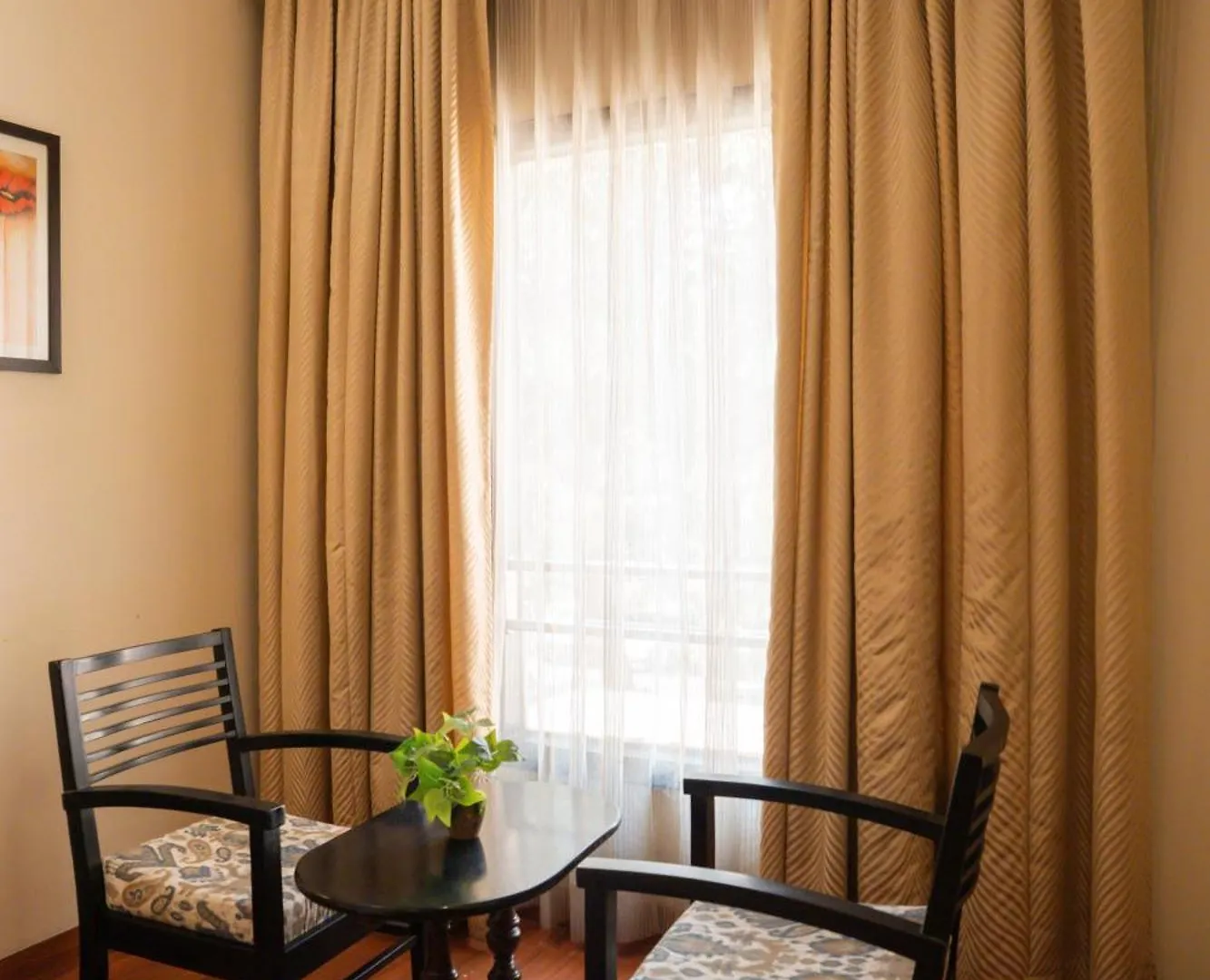 Ahuja Residency Cyber City II Gurgaon Indien